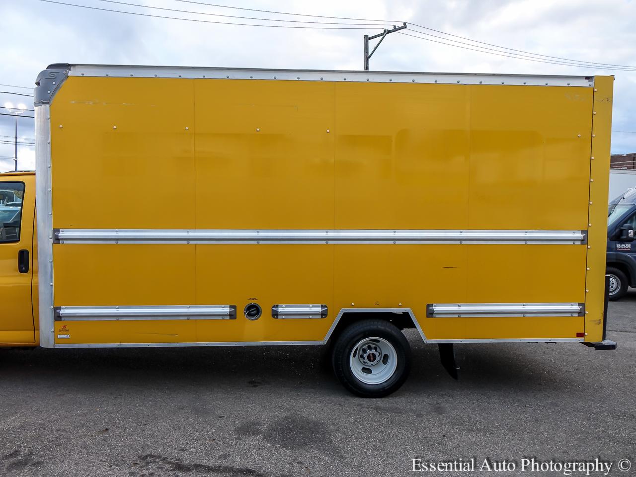 GMC Savana G3500 177 in. 2021