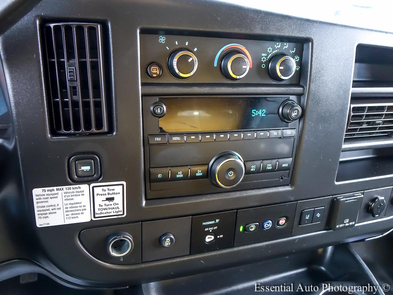 GMC Savana G3500 177 in. 2021