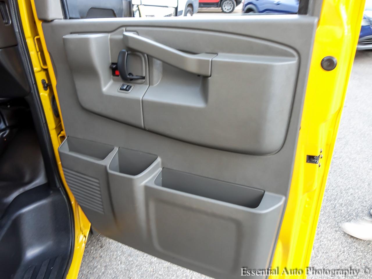 GMC Savana G3500 177 in. 2021