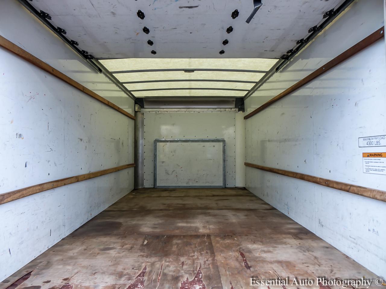 Ford Econoline E-350 Super Duty 2022