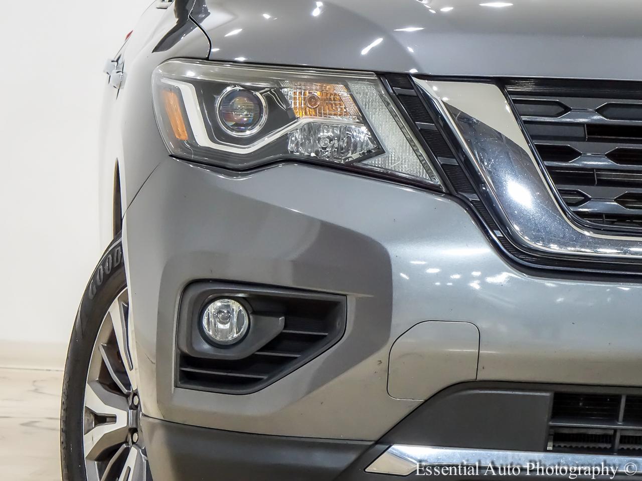 Nissan Pathfinder SL 4WD 2020