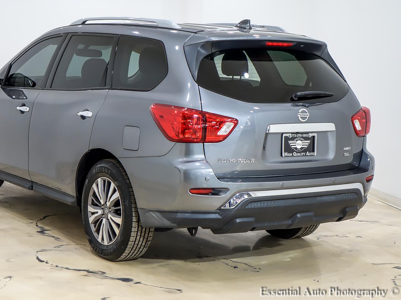 Nissan Pathfinder SL 4WD 2020