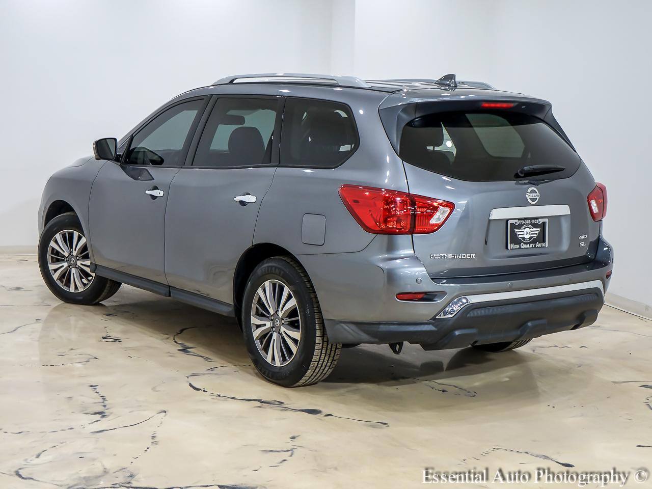 Nissan Pathfinder SL 4WD 2020