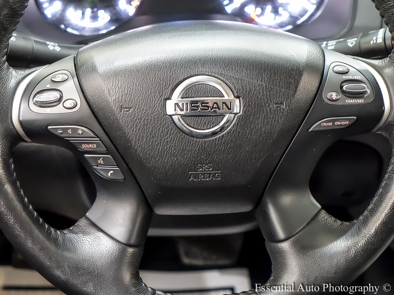 Nissan Pathfinder SL 4WD 2020