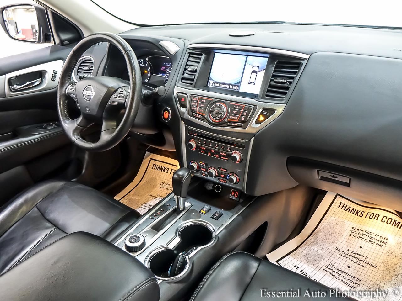 Nissan Pathfinder SL 4WD 2020