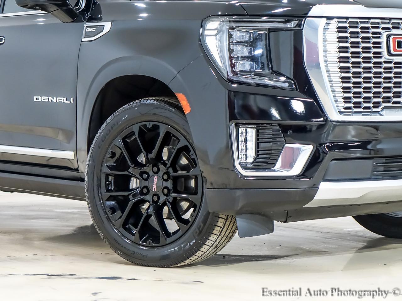 GMC Yukon Denali 4WD 2022