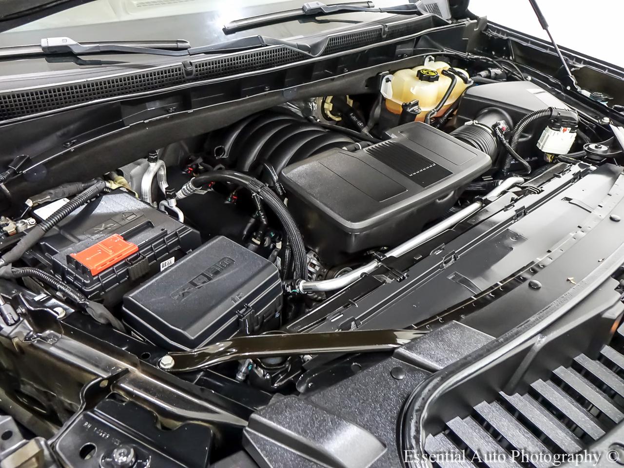 GMC Yukon Denali 4WD 2022