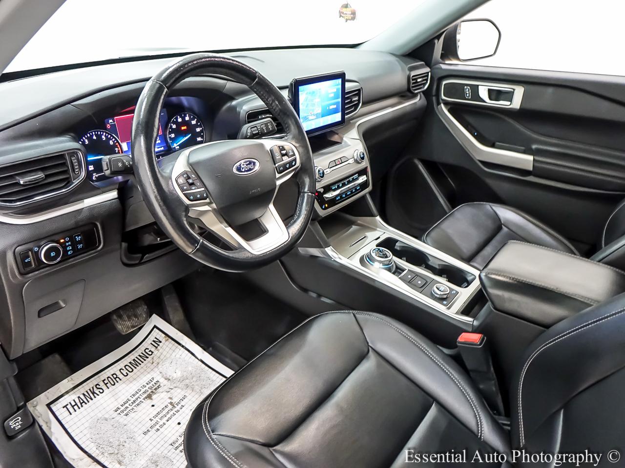 Ford Explorer XLT AWD 2023