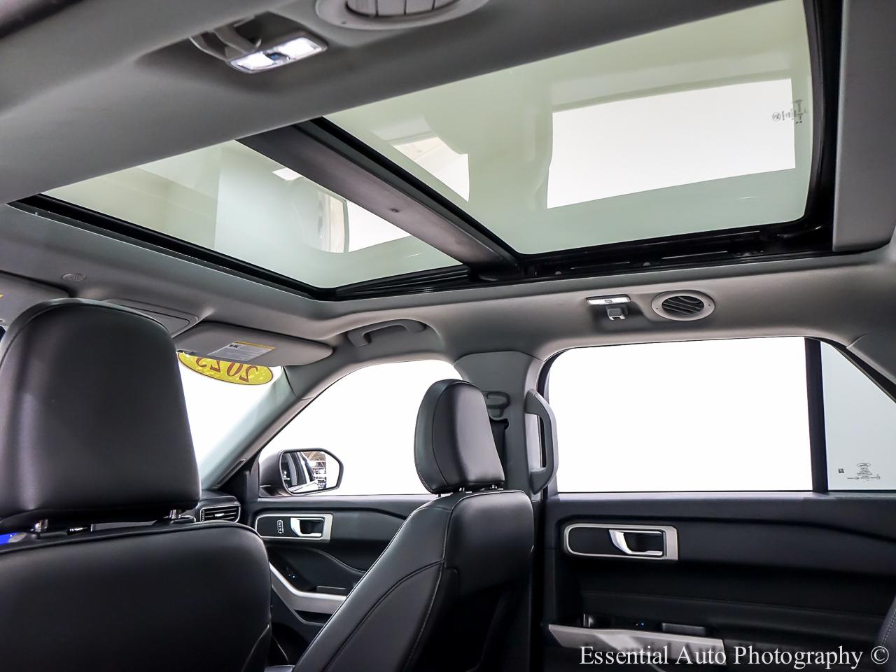 Ford Explorer XLT AWD 2023
