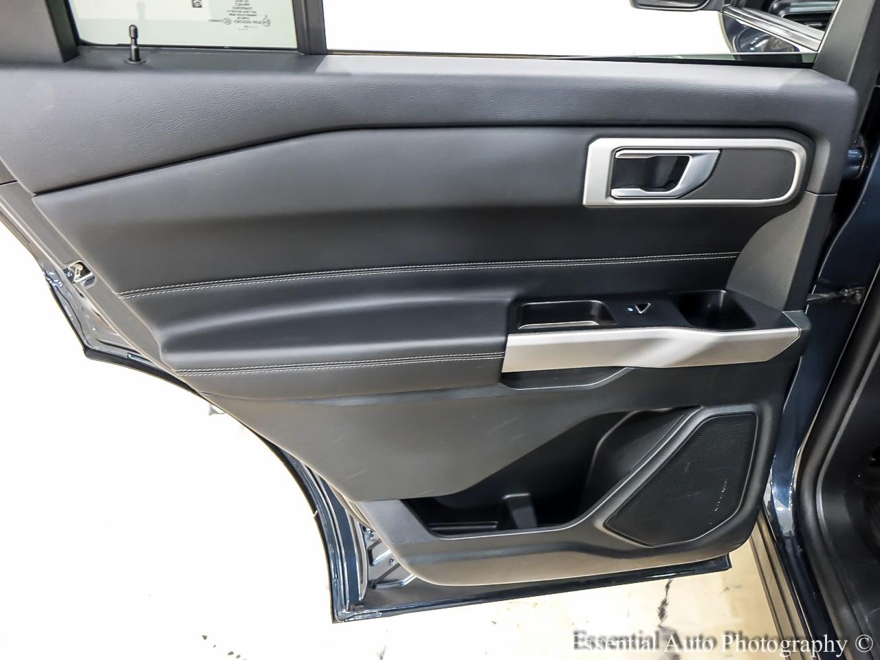 Ford Explorer XLT AWD 2023