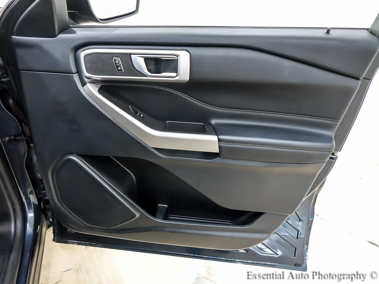 Ford Explorer XLT AWD 2023