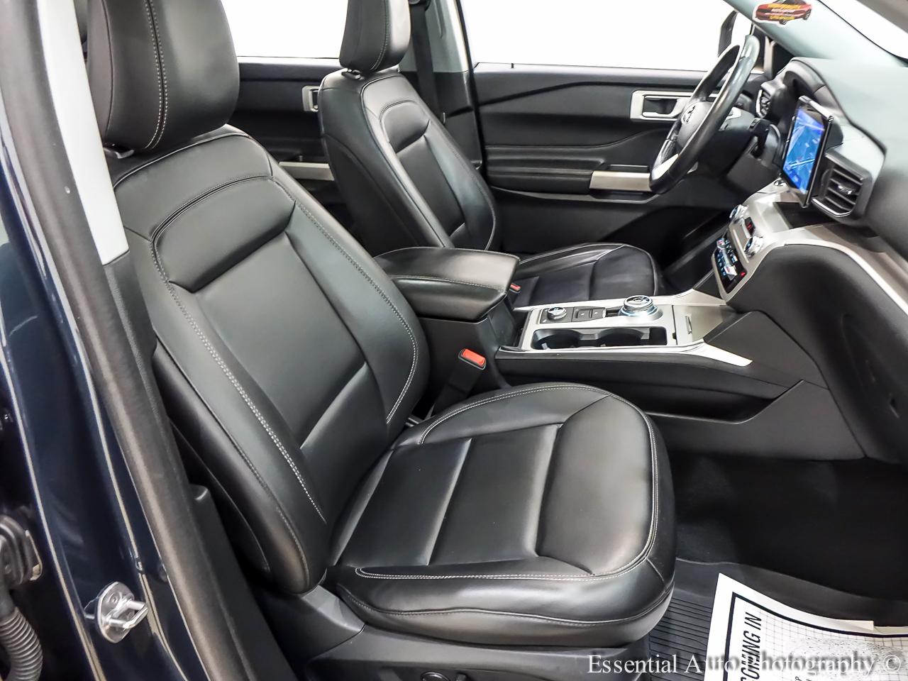 Ford Explorer XLT AWD 2023