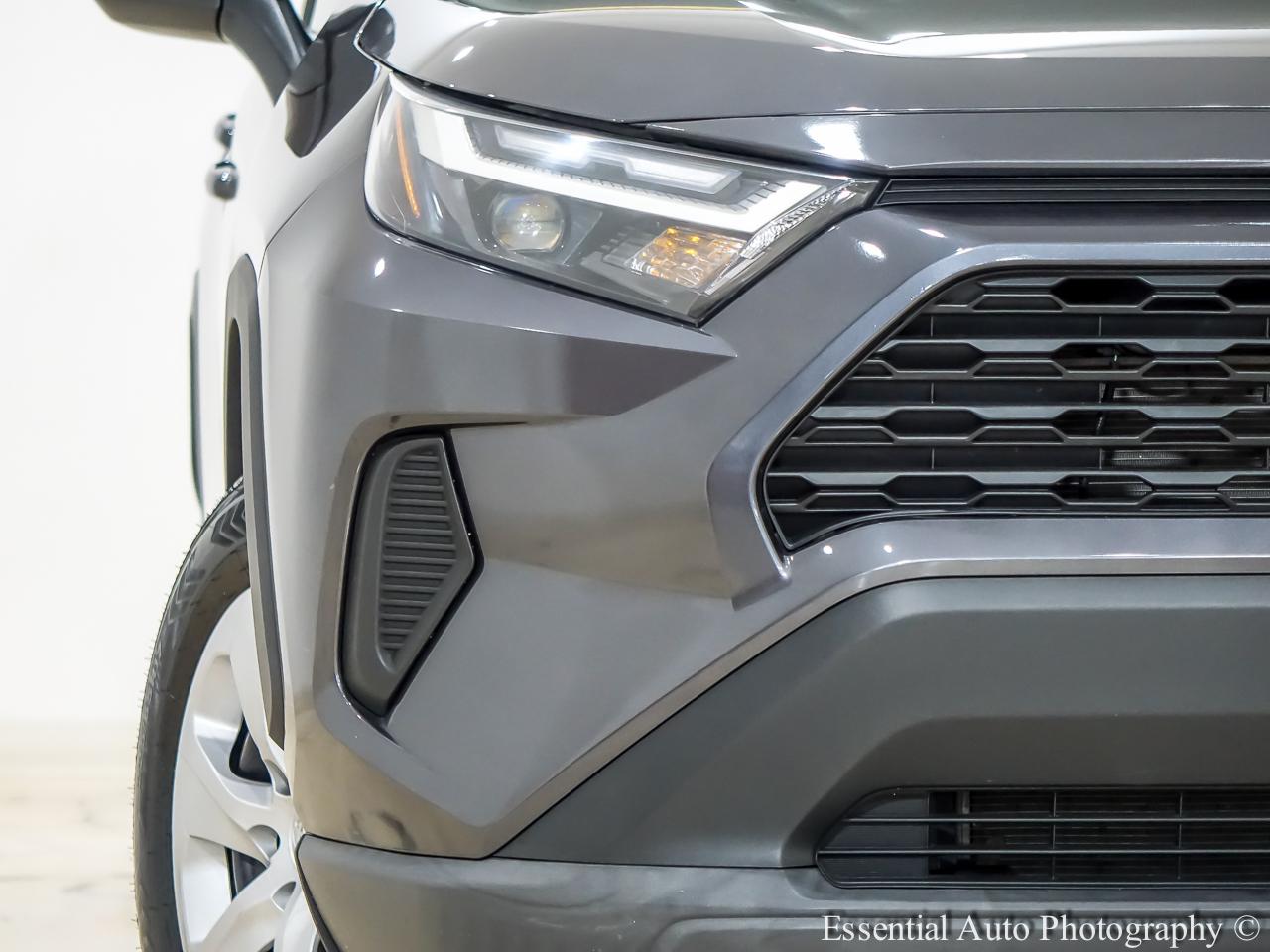 Toyota RAV4 LE 2025