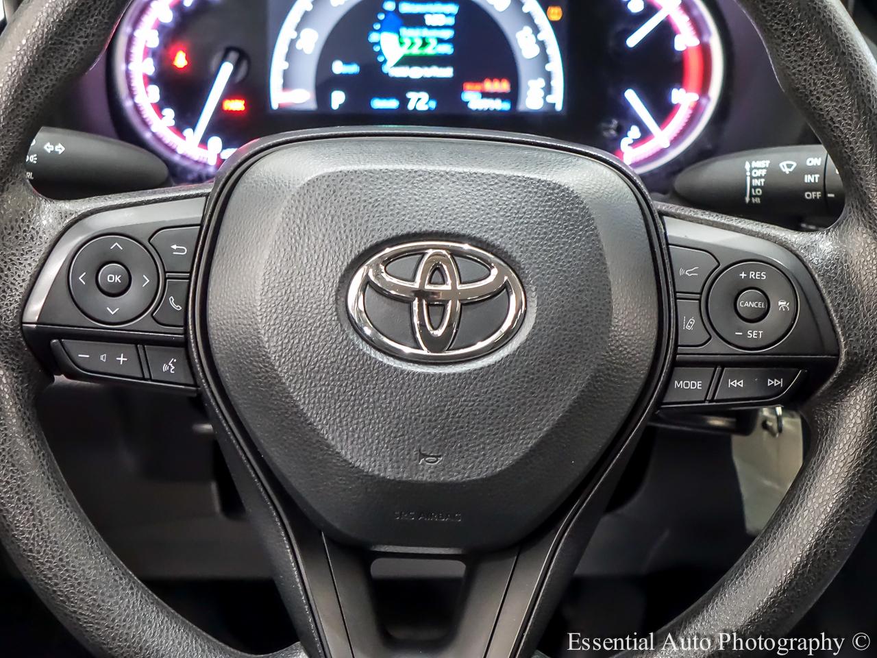 Toyota RAV4 LE 2025