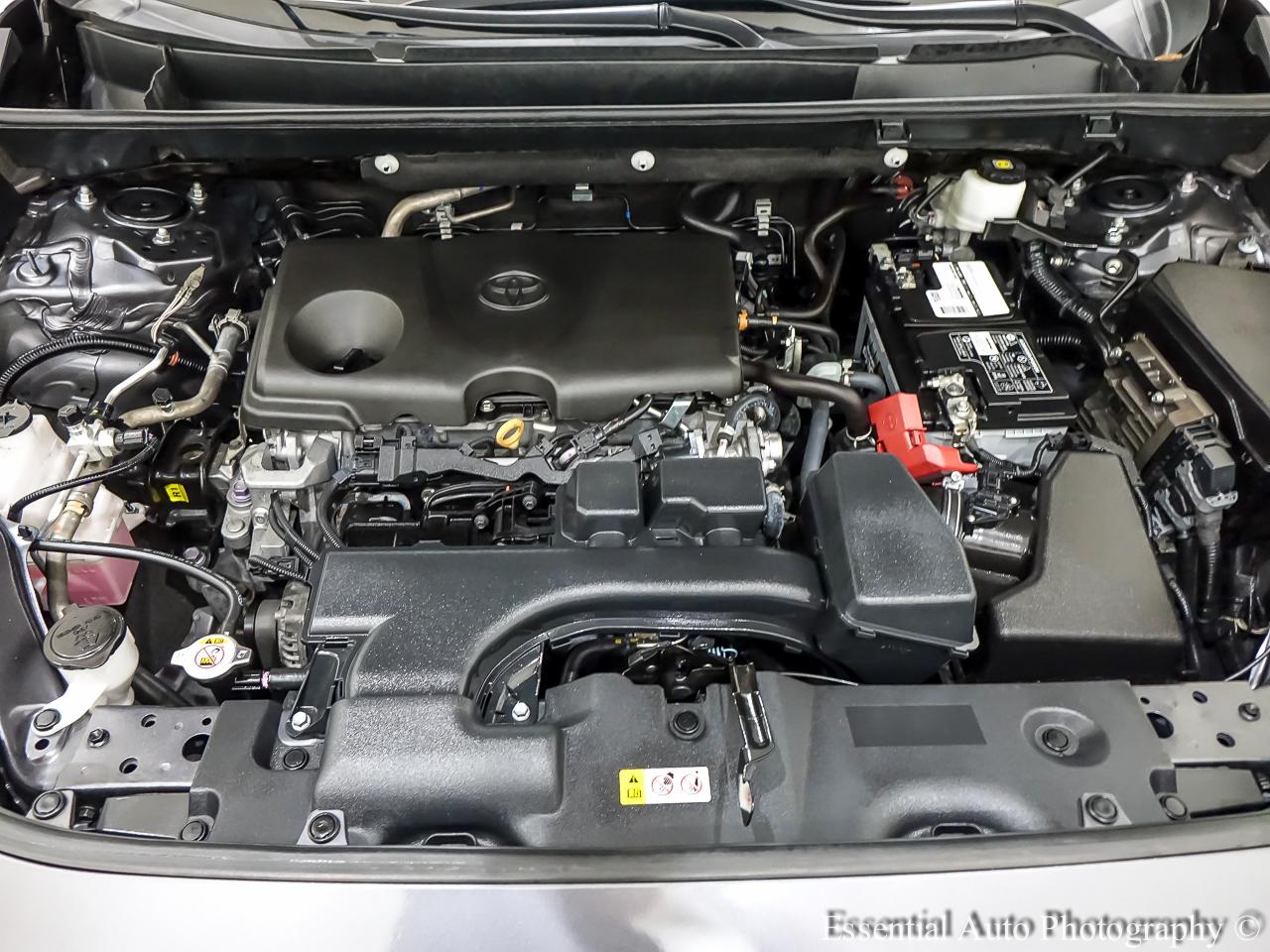Toyota RAV4 LE 2025