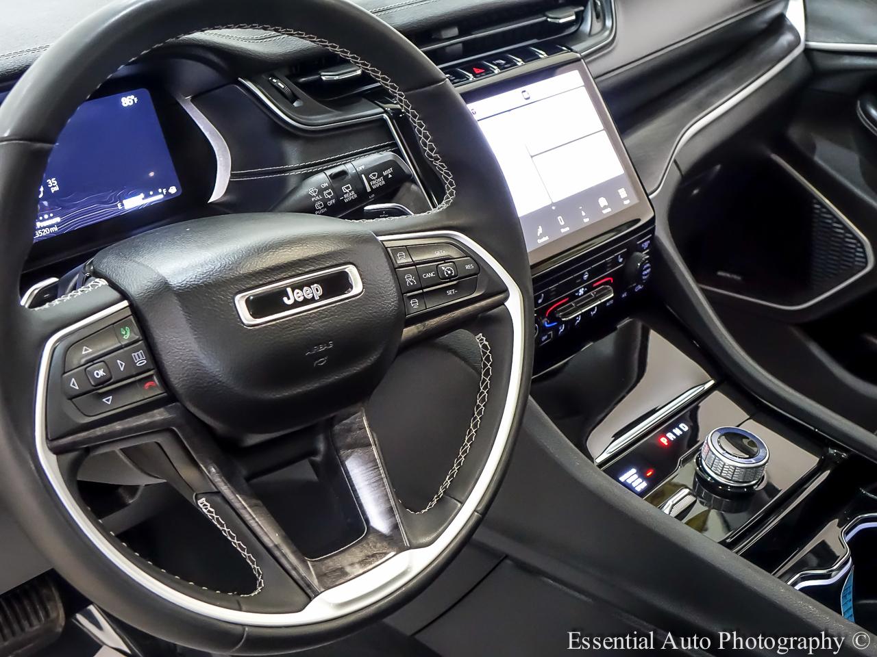 Jeep Grand Cherokee L Limited 4WD 2023