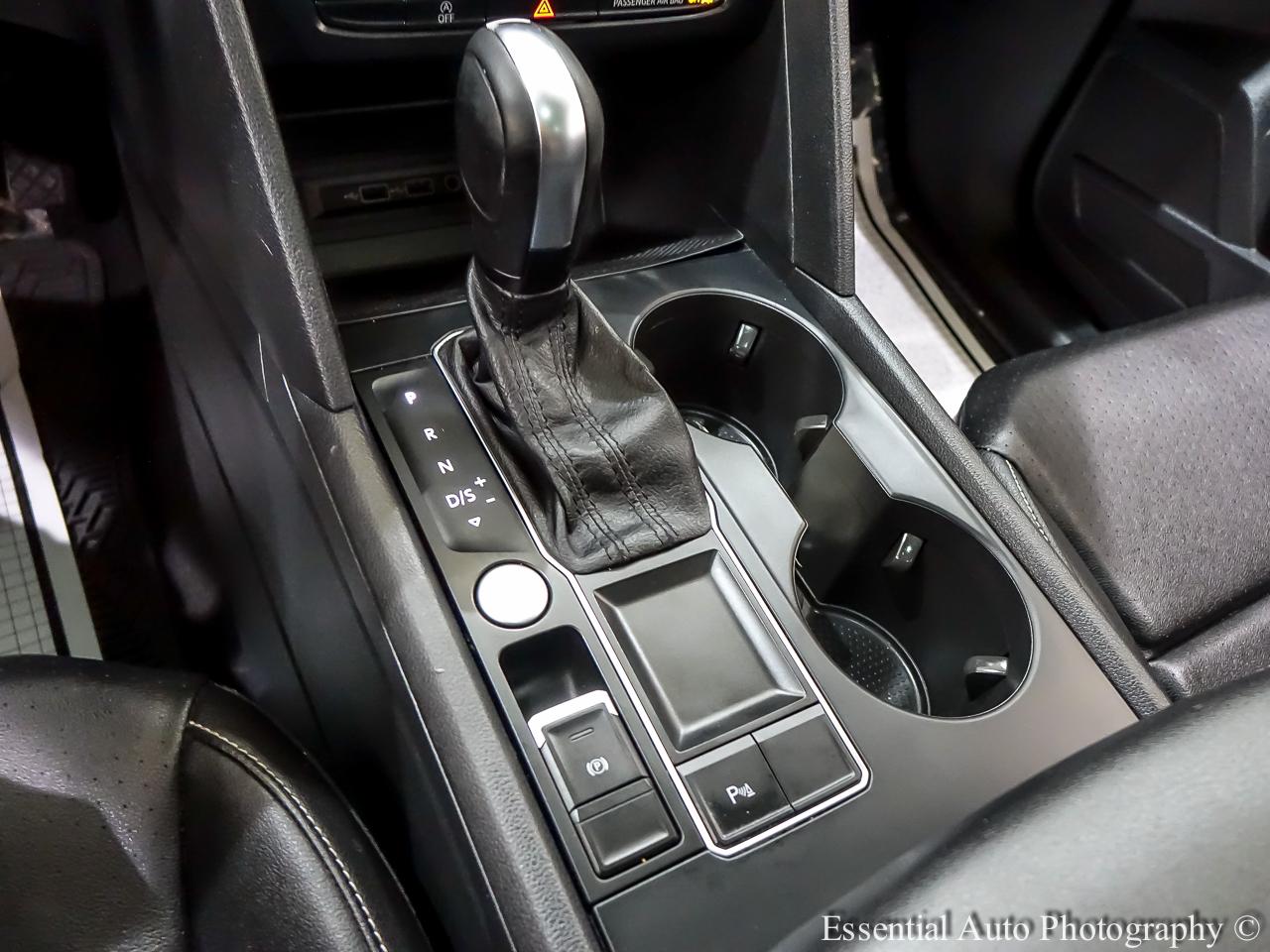 Volkswagen Atlas SE w/Technology 2021