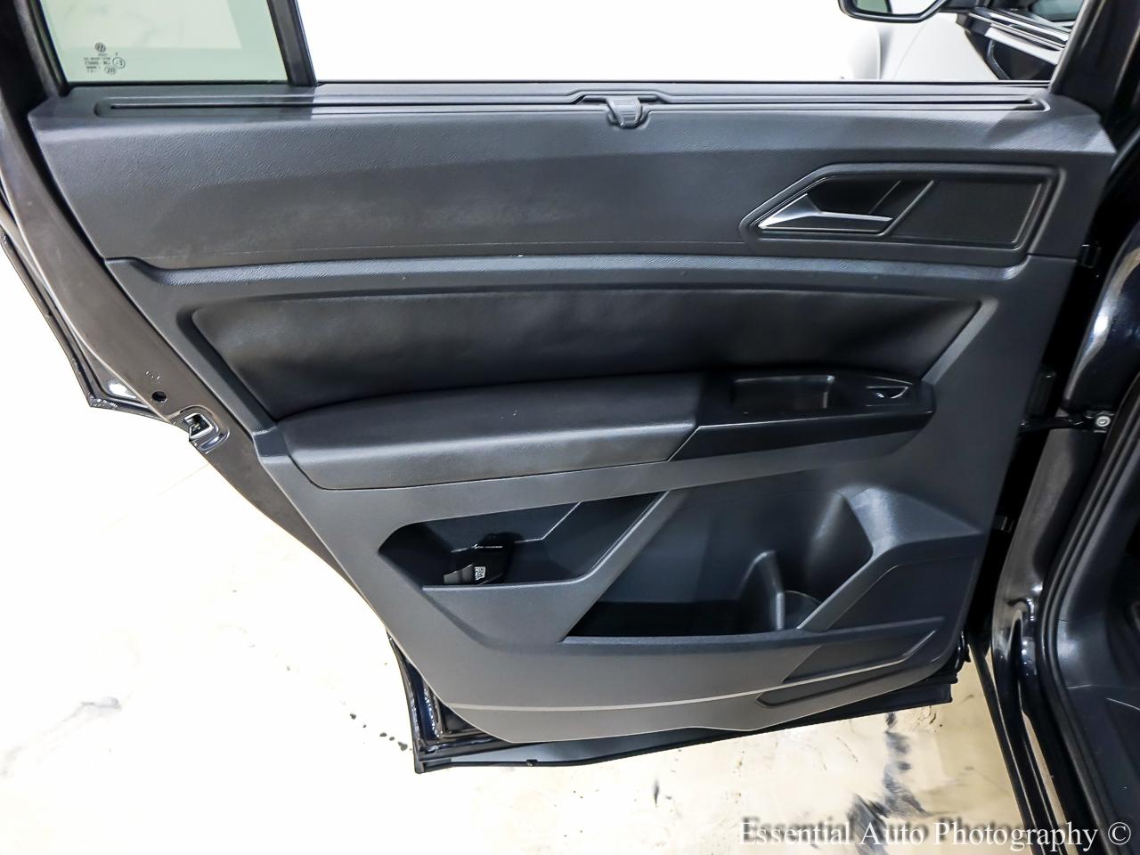 Volkswagen Atlas SE w/Technology 2021