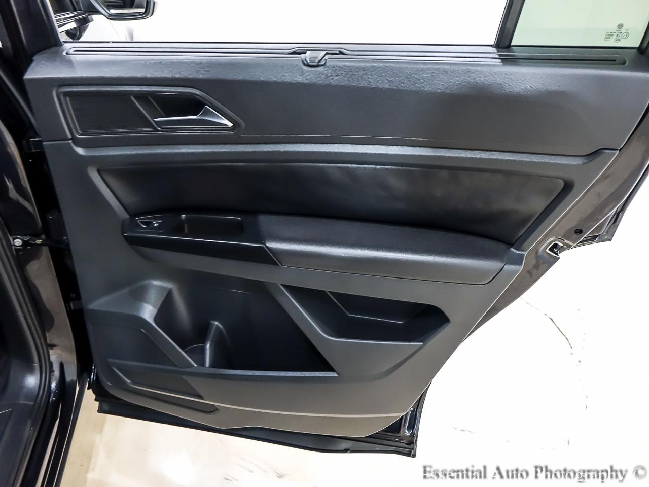 Volkswagen Atlas SE w/Technology 2021