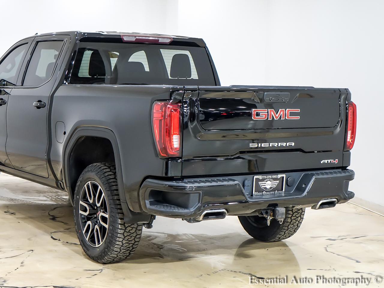 GMC Sierra 1500 AT4 Crew Cab Short Box 4WD 2021