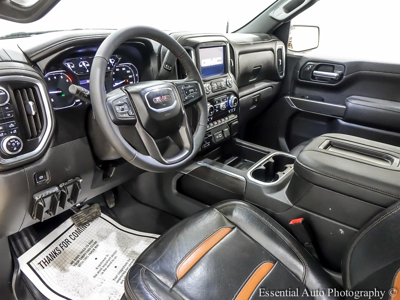 GMC Sierra 1500 AT4 Crew Cab Short Box 4WD 2021