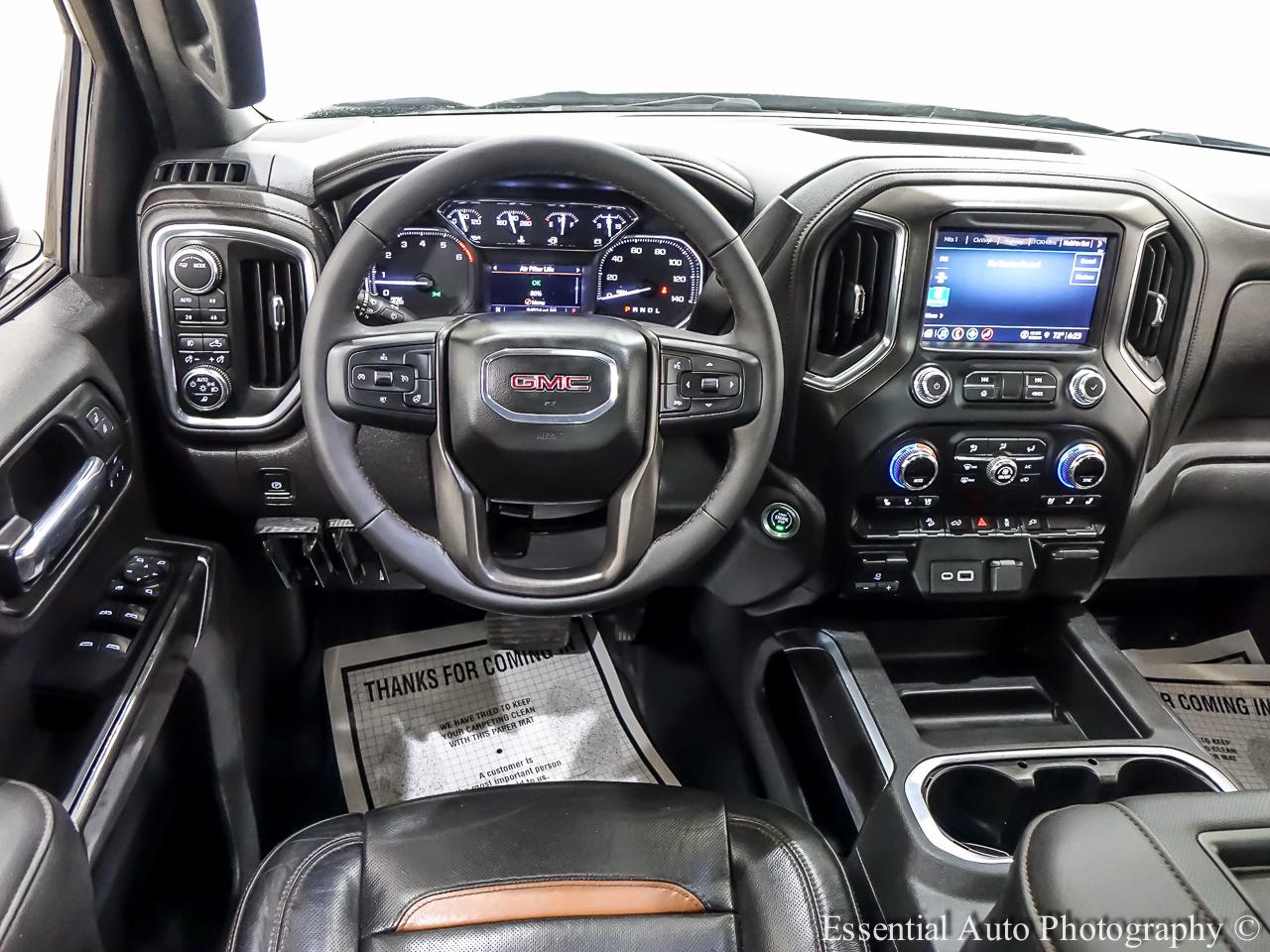 GMC Sierra 1500 AT4 Crew Cab Short Box 4WD 2021