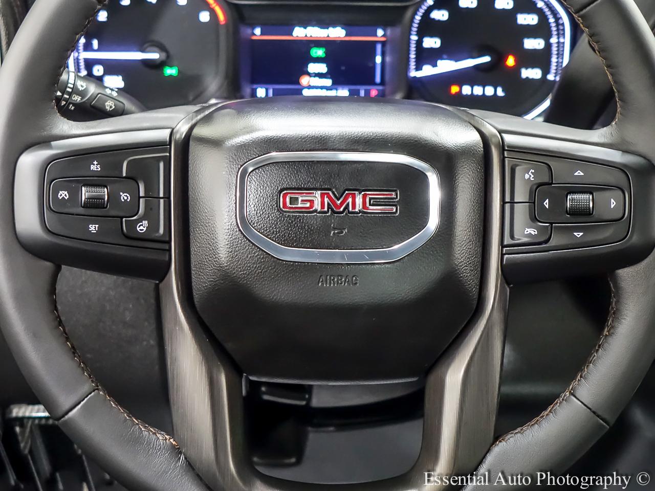 GMC Sierra 1500 AT4 Crew Cab Short Box 4WD 2021