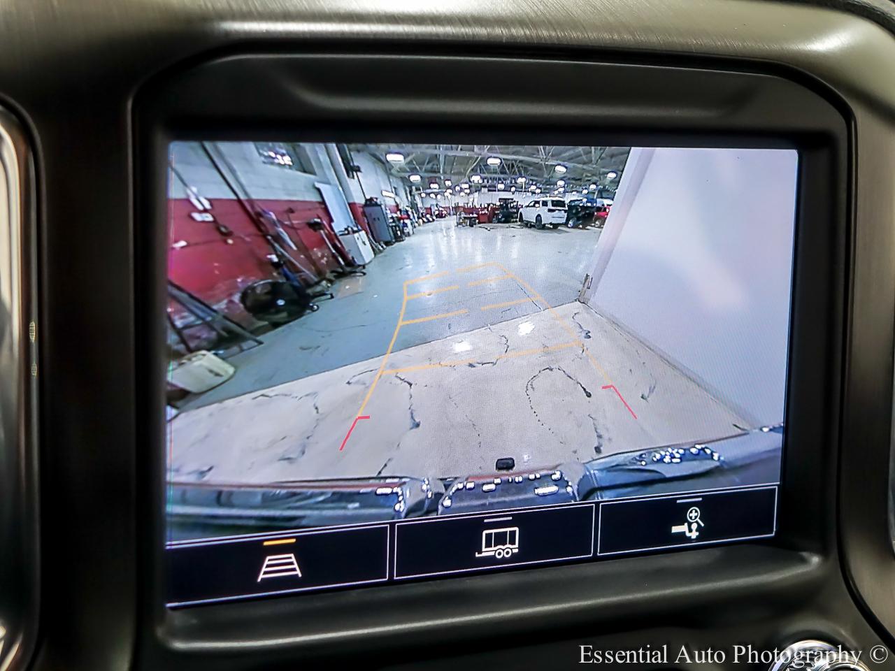 GMC Sierra 1500 AT4 Crew Cab Short Box 4WD 2021
