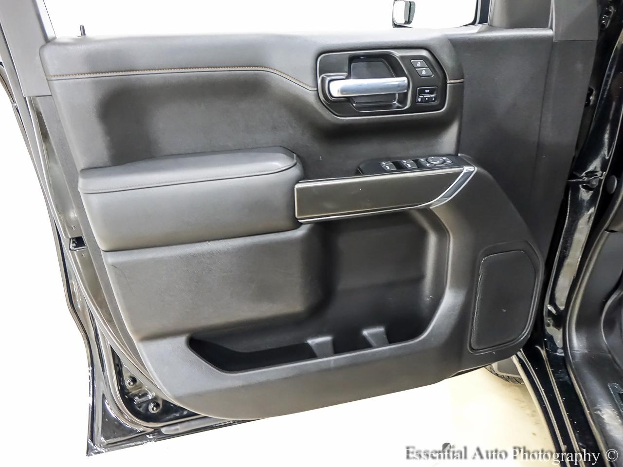 GMC Sierra 1500 AT4 Crew Cab Short Box 4WD 2021