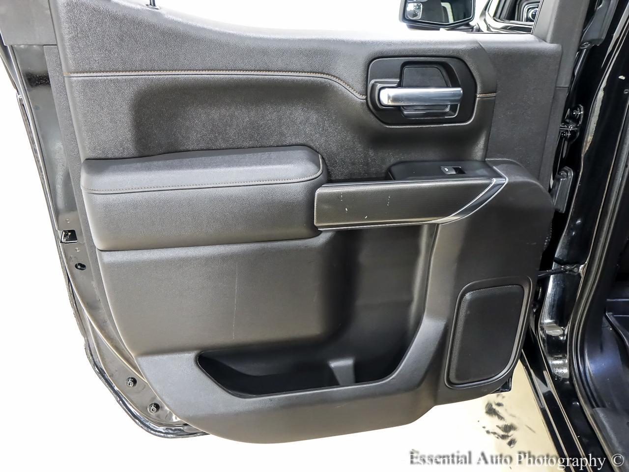 GMC Sierra 1500 AT4 Crew Cab Short Box 4WD 2021