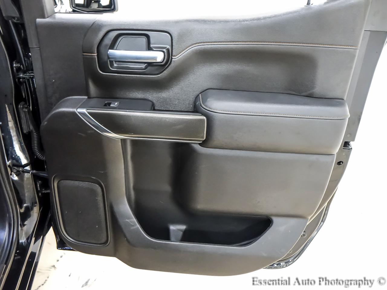 GMC Sierra 1500 AT4 Crew Cab Short Box 4WD 2021