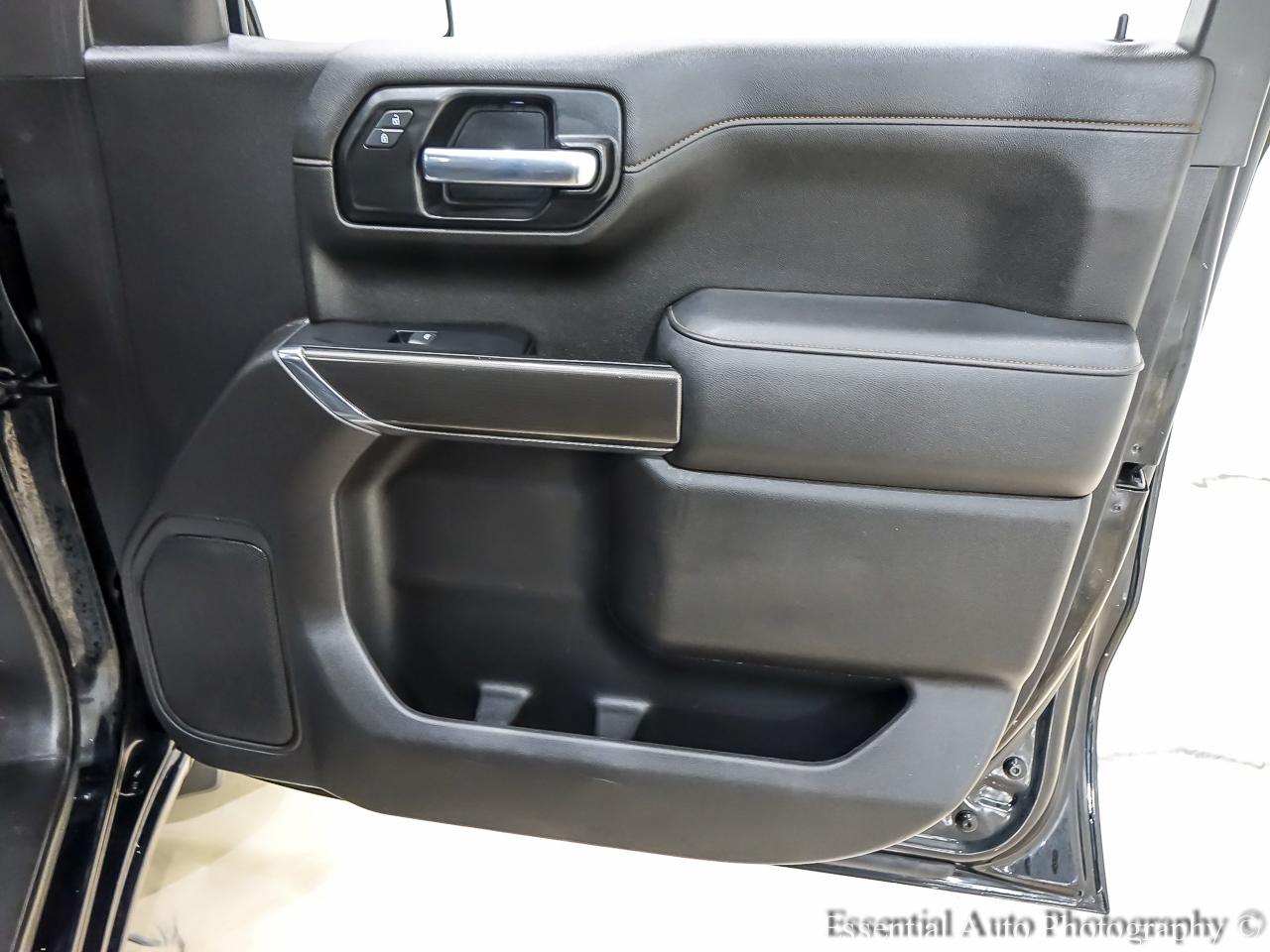GMC Sierra 1500 AT4 Crew Cab Short Box 4WD 2021