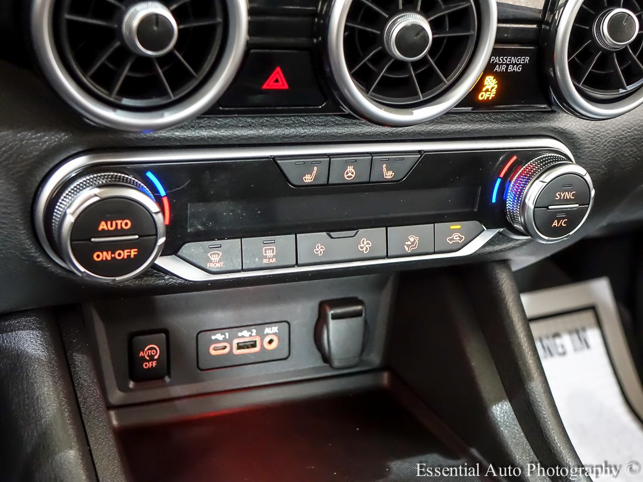 Nissan Sentra SV 2025