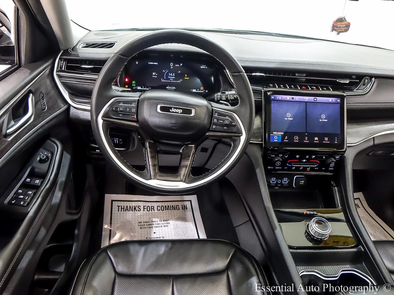 Jeep Grand Cherokee L Limited 2WD 2024