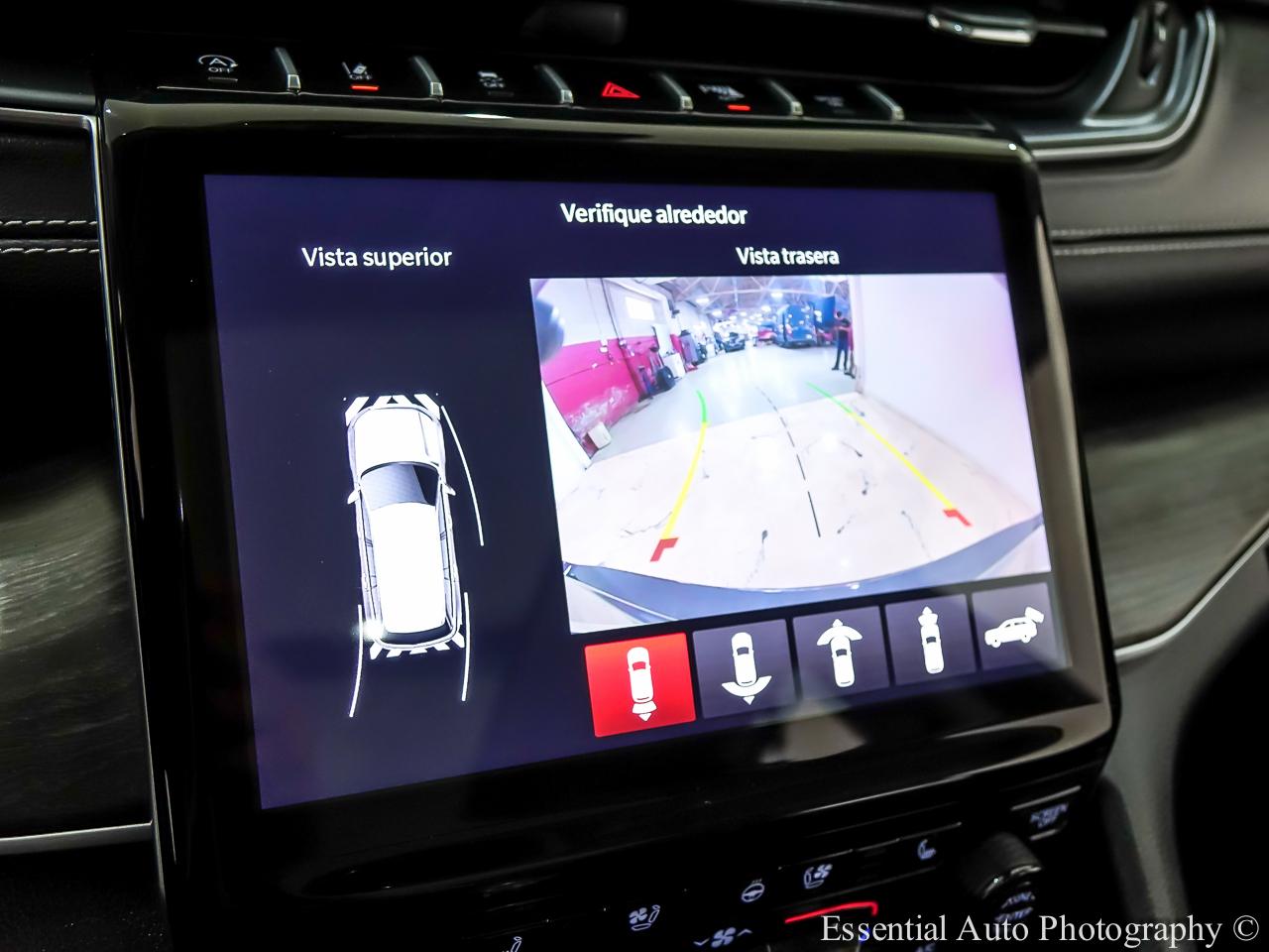 Jeep Grand Cherokee L Limited 2WD 2024