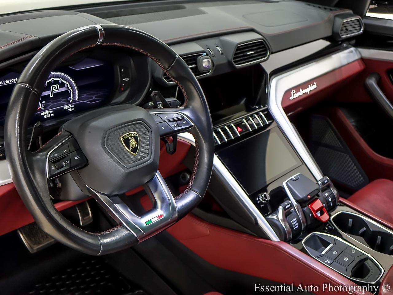 Lamborghini Urus Base 2021
