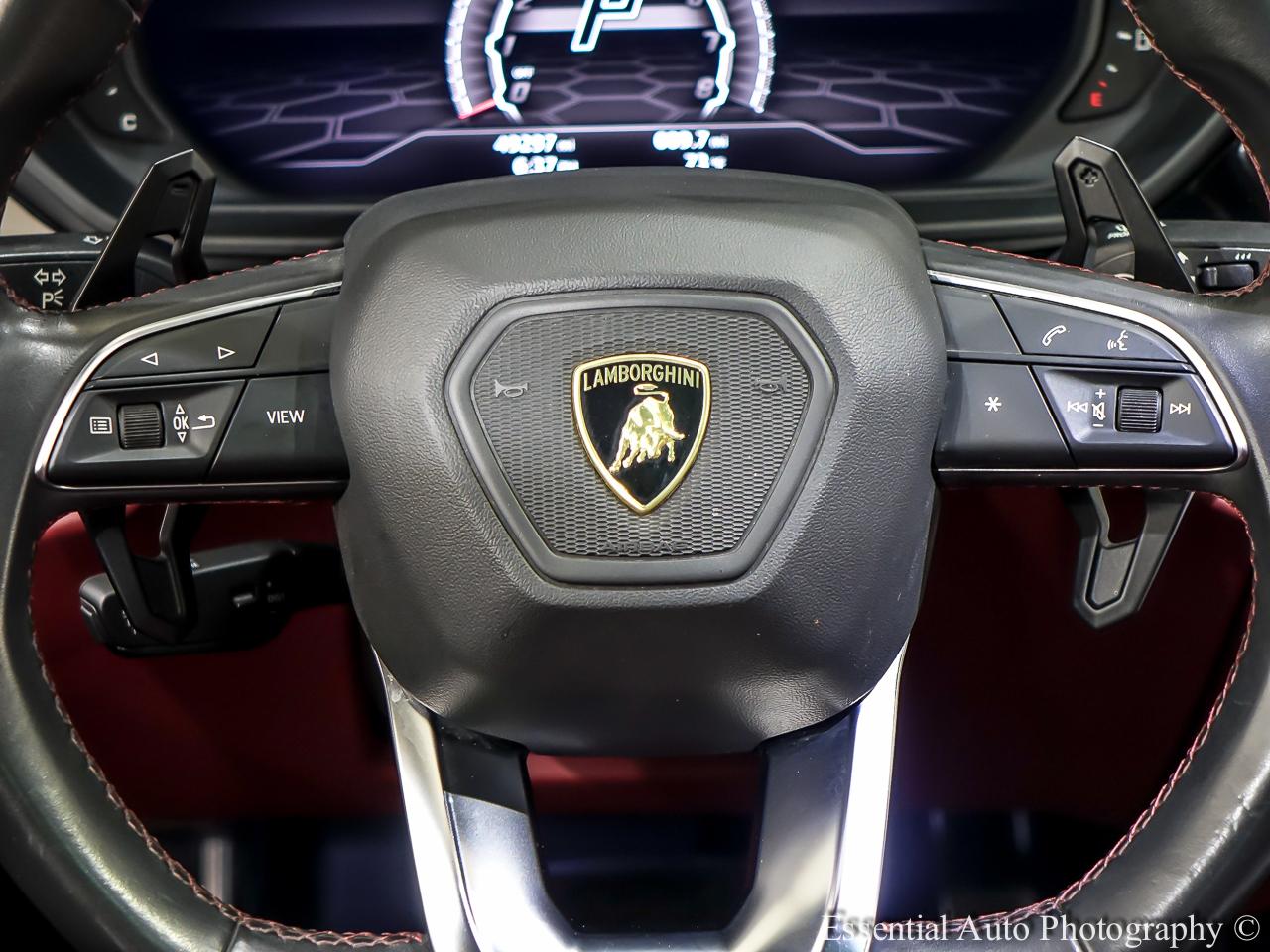 Lamborghini Urus Base 2021