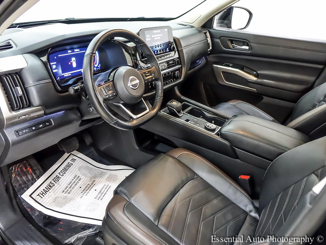Nissan Pathfinder Platinum 4WD 2024