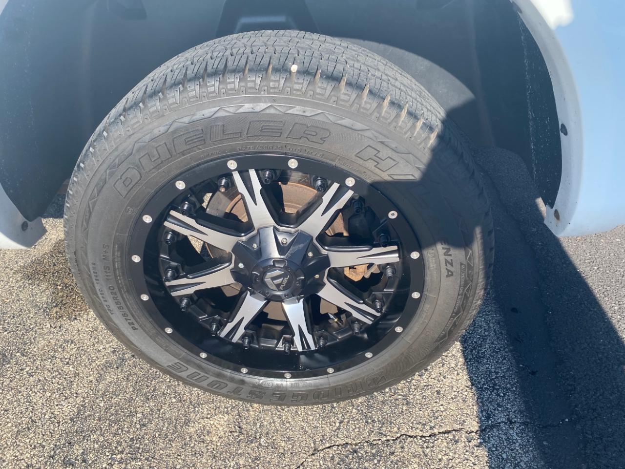 RAM 1500 4WD Crew Cab 140.5" Outdoorsman 2014
