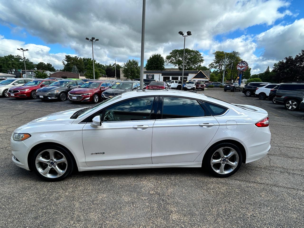 Ford Fusion Hybrid SE 2014