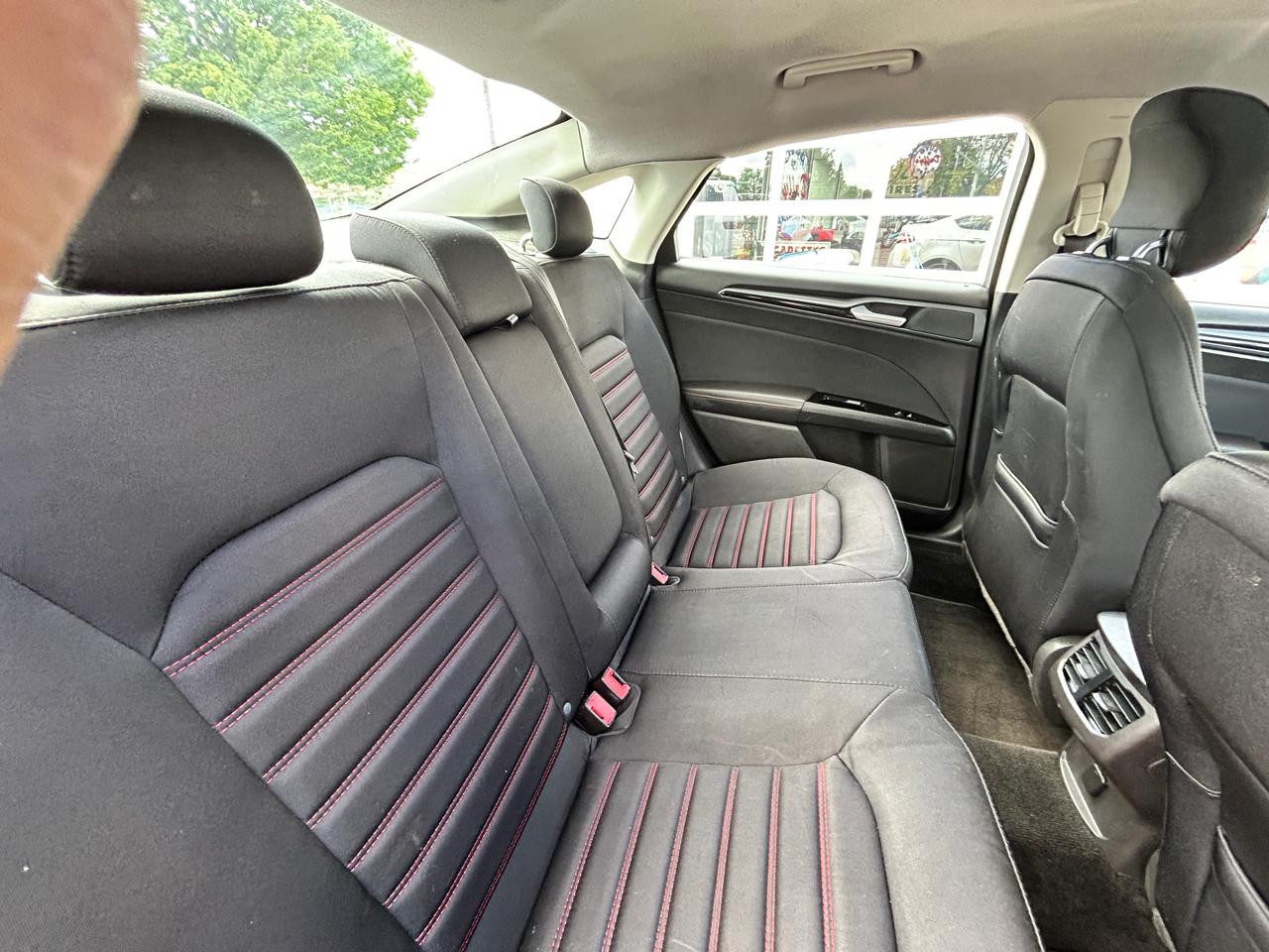 Ford Fusion Hybrid SE 2014