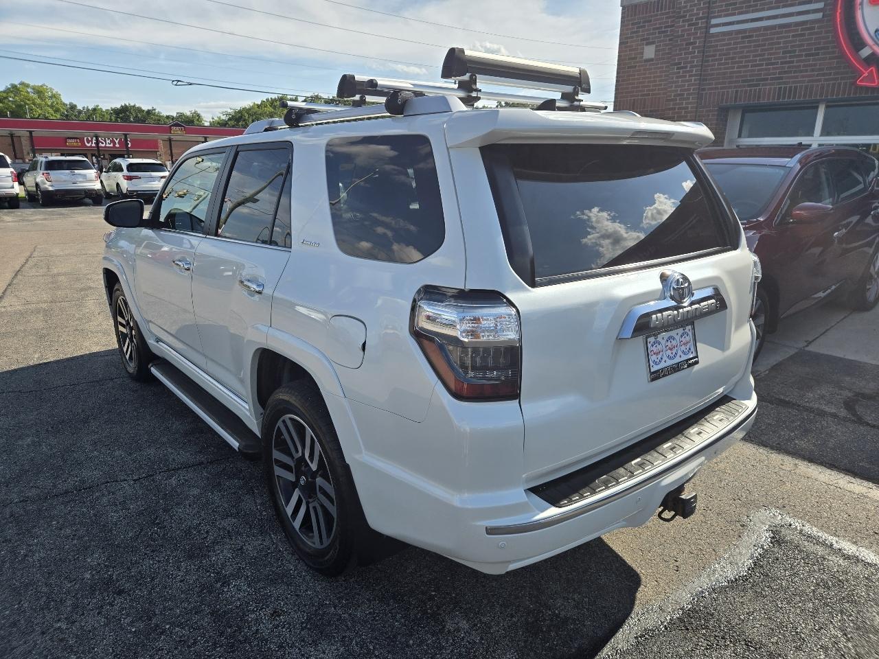 Toyota 4Runner Limited 4WD V6 2016