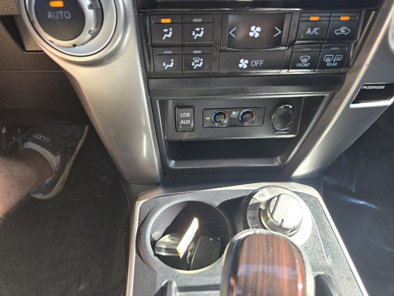 Toyota 4Runner Limited 4WD V6 2016
