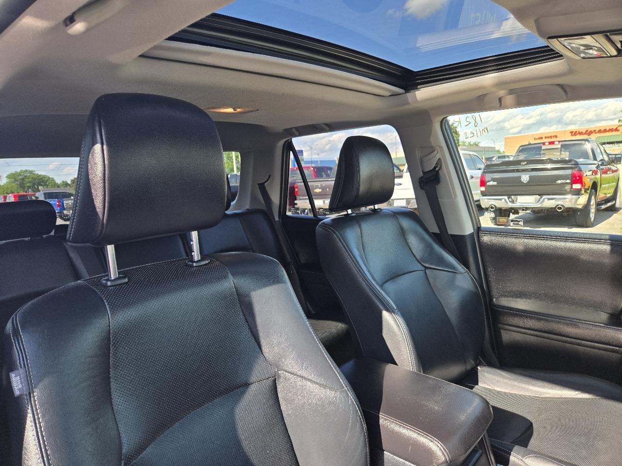 Toyota 4Runner Limited 4WD V6 2016