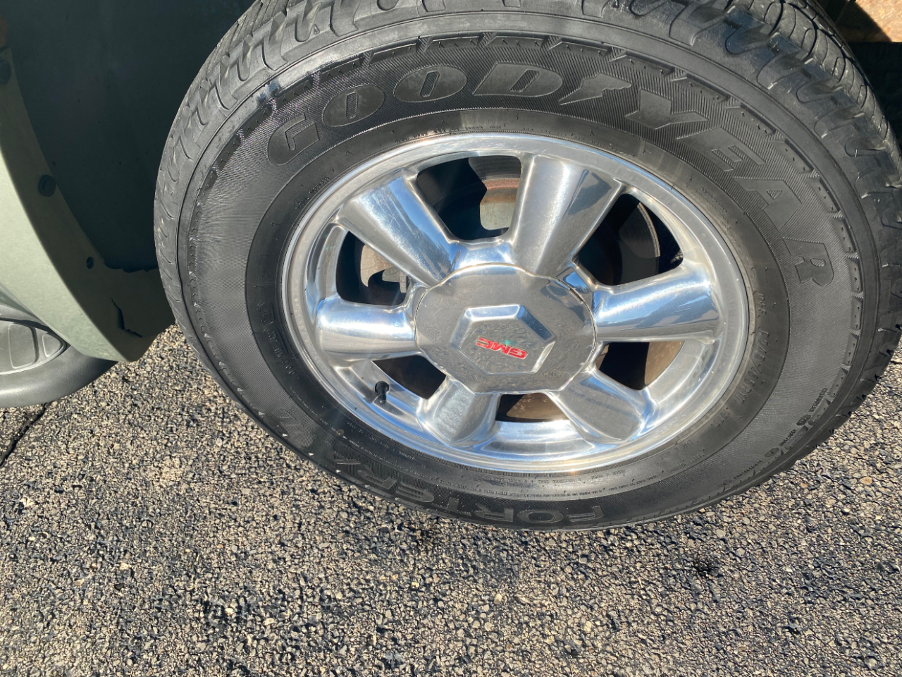 GMC Envoy XUV 4dr 4WD SLE 2004 GMC Envoy XUV 4dr 4WD SLE 2004