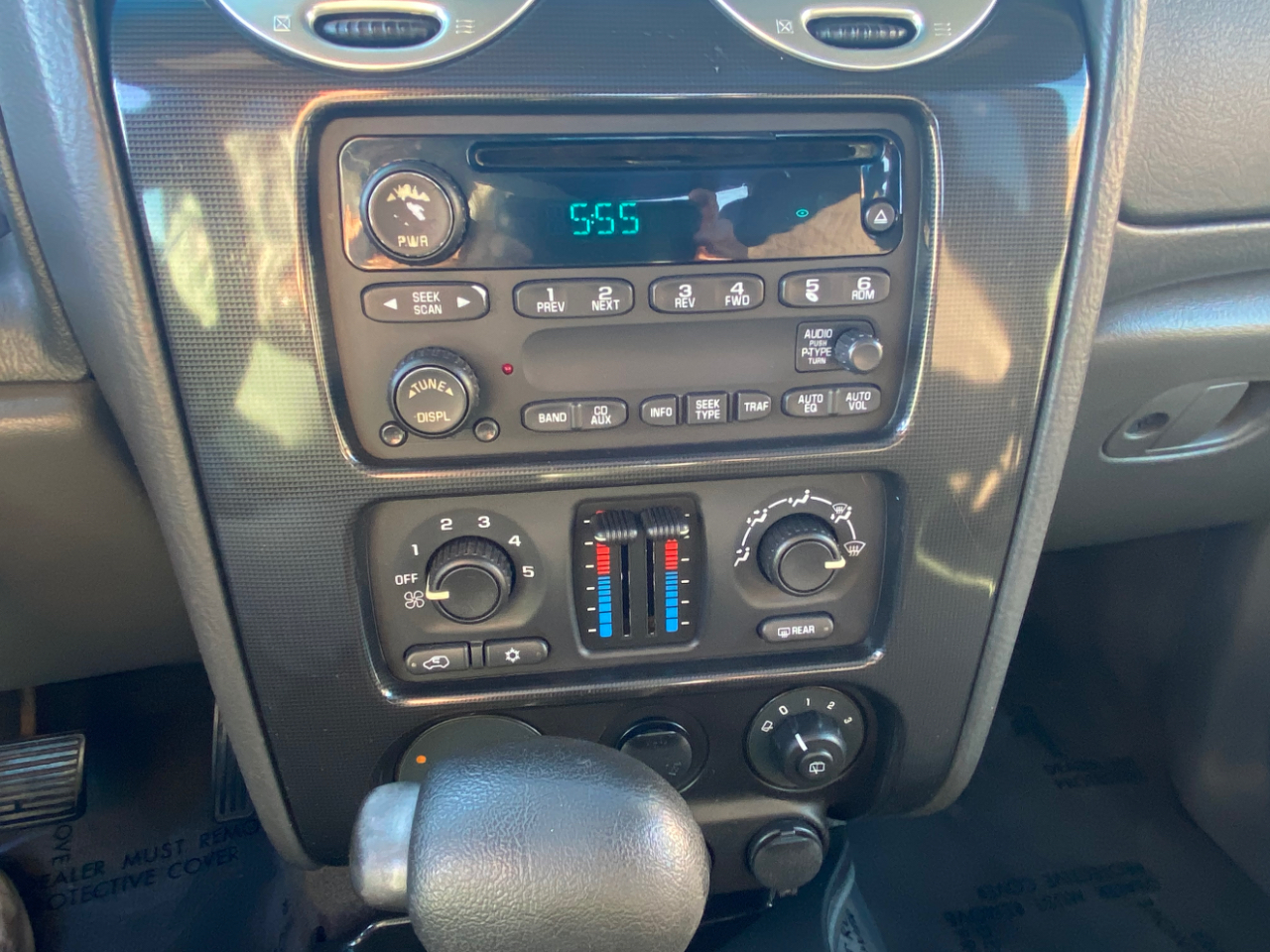 GMC Envoy XUV 4dr 4WD SLE 2004 GMC Envoy XUV 4dr 4WD SLE 2004