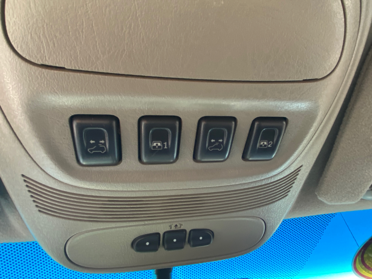 GMC Envoy XUV 4dr 4WD SLE 2004 GMC Envoy XUV 4dr 4WD SLE 2004