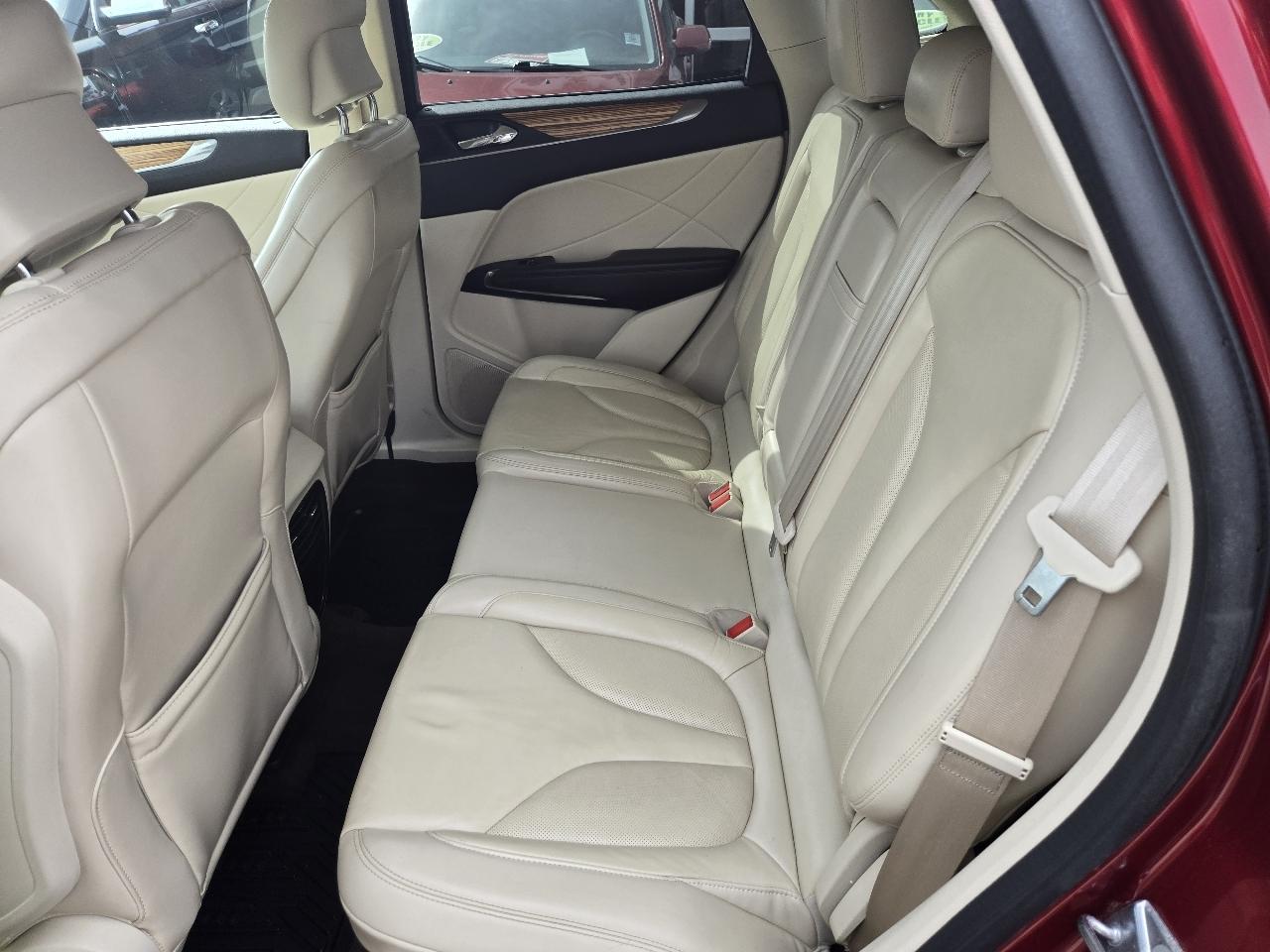 Lincoln MKC FWD 4dr Select 2016