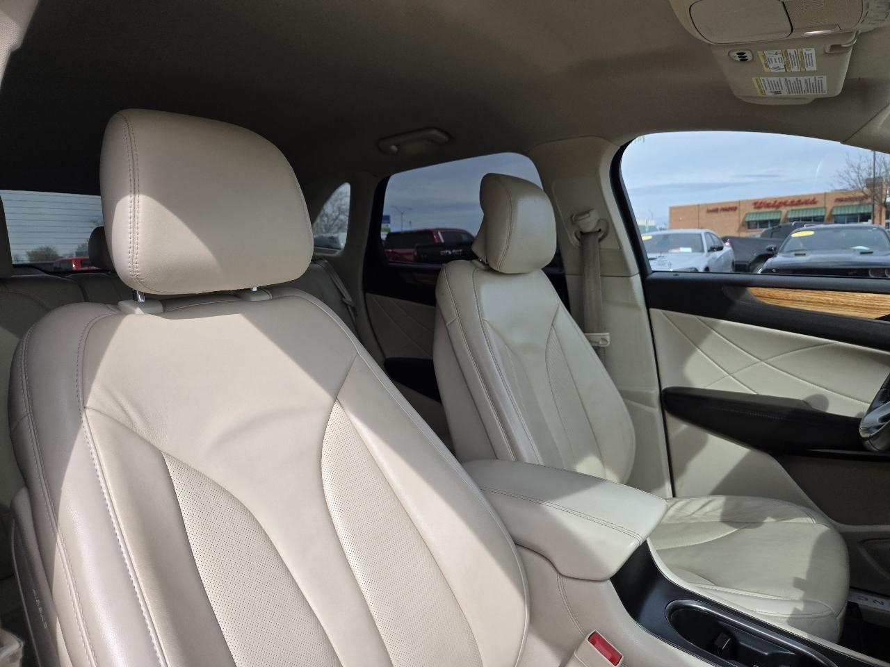 Lincoln MKC FWD 4dr Select 2016