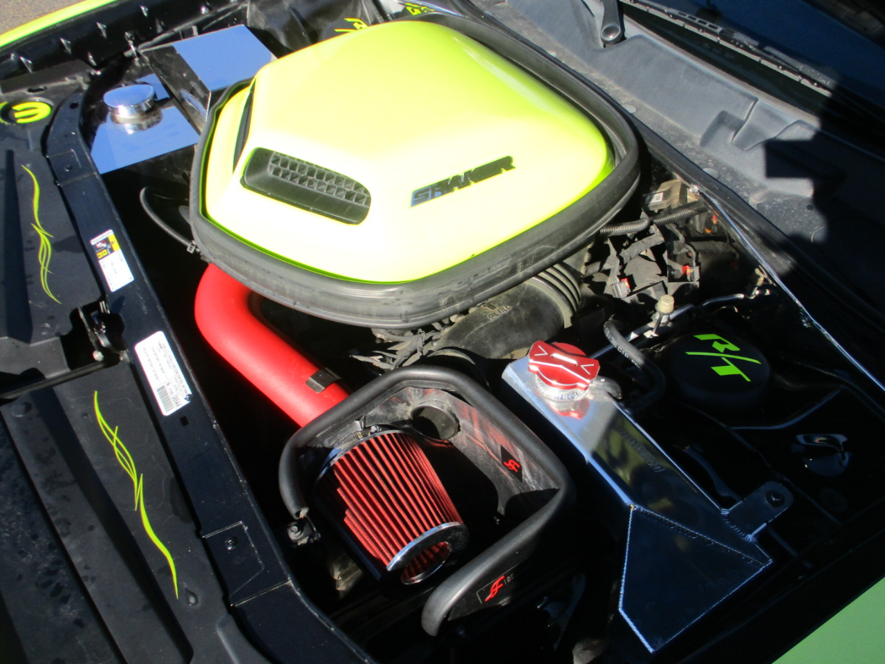 Dodge Challenger 2dr Cpe Shaker Pkg 2014 Dodge Challenger 2dr Cpe Shaker Pkg 2014